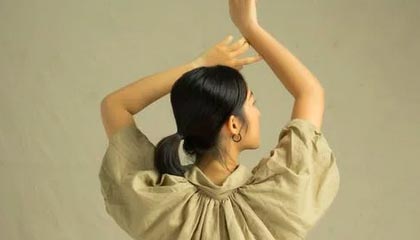 爱游戏体育平台-莱万状态火热，连续7场在德甲破门，莱万2020集锦