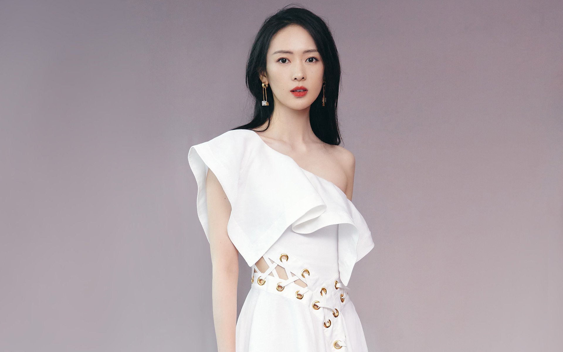 “直线飞冲:瞬间点燃全场的极速冲刺”,直线冲击