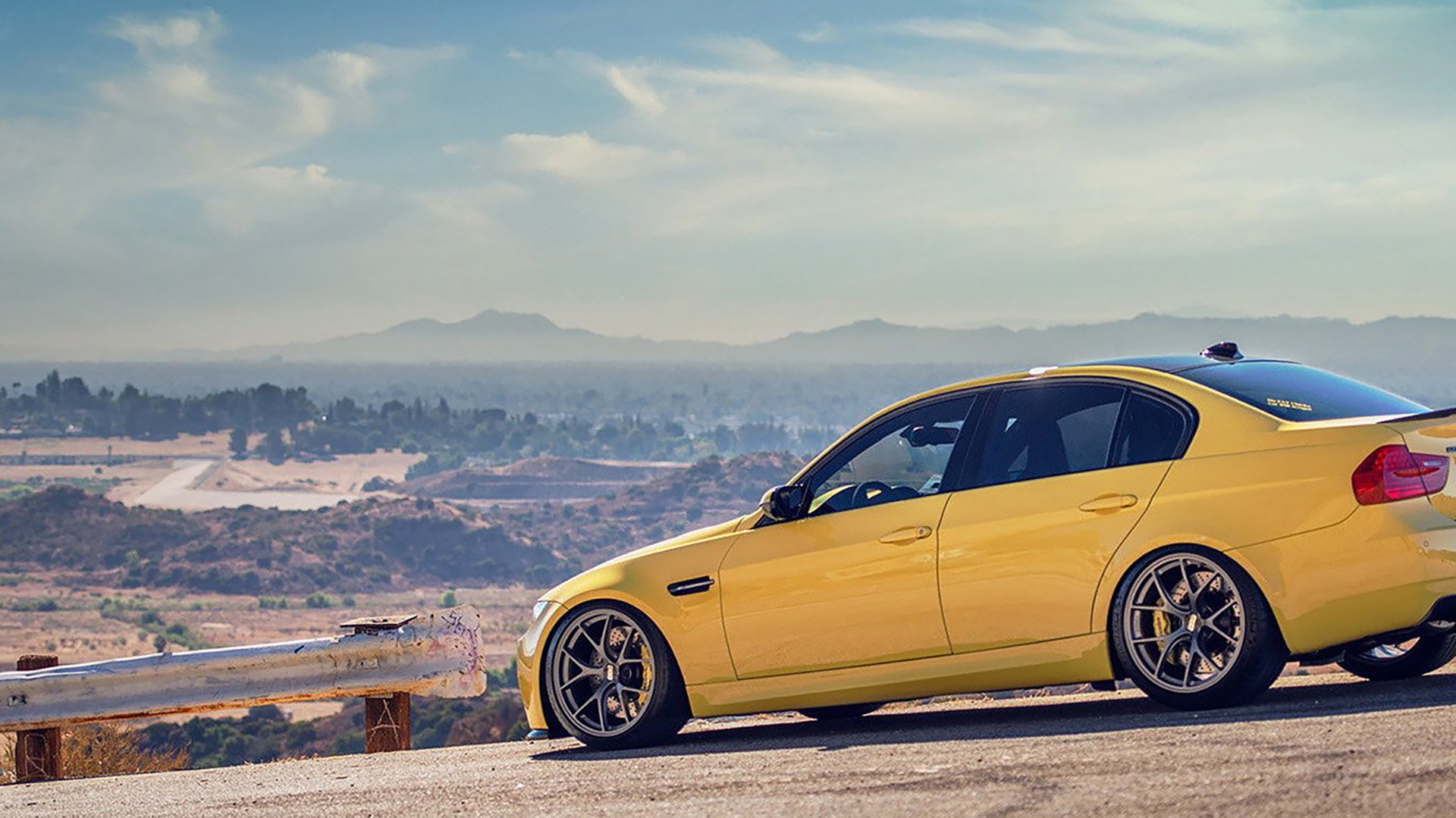 爱游戏app-震撼全场的“神级传球”，完美演绎足球艺术，足球传球视频教学视频