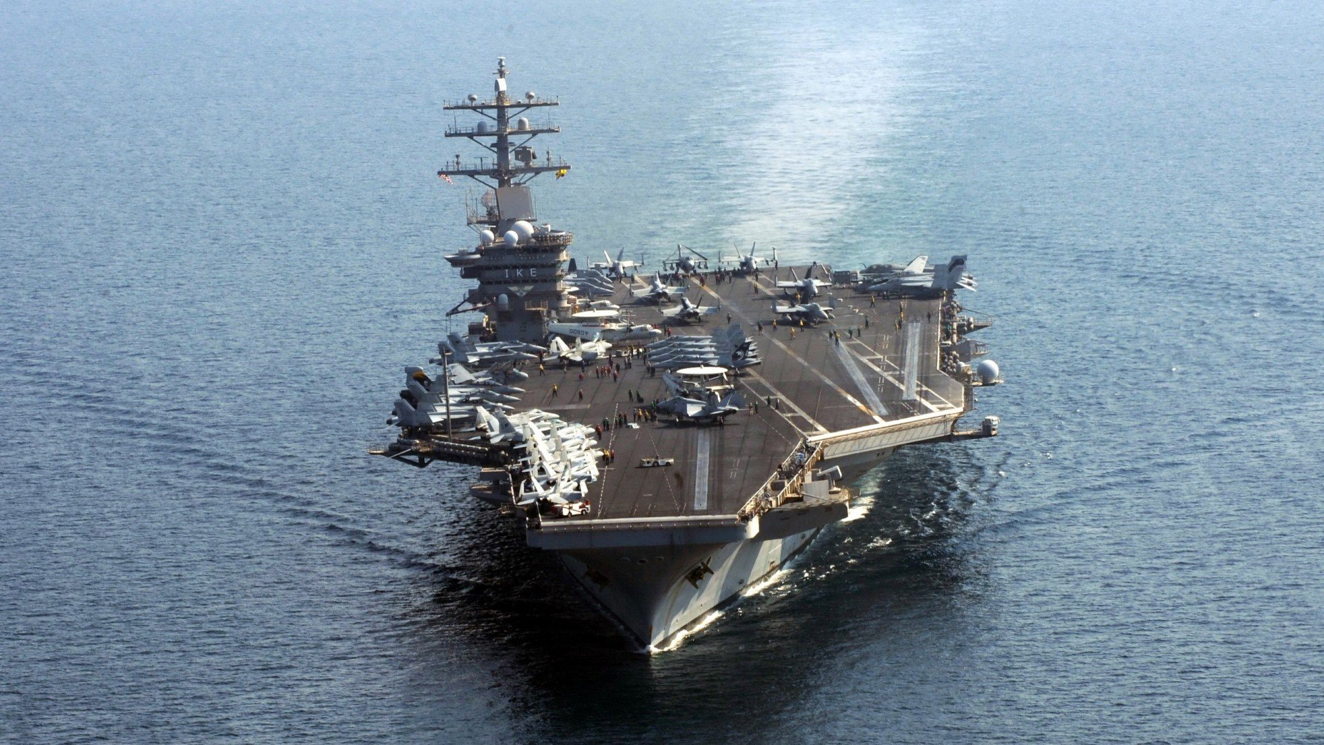 “新都兴城垒球赛：速度与精准，谁能笑到最后？”