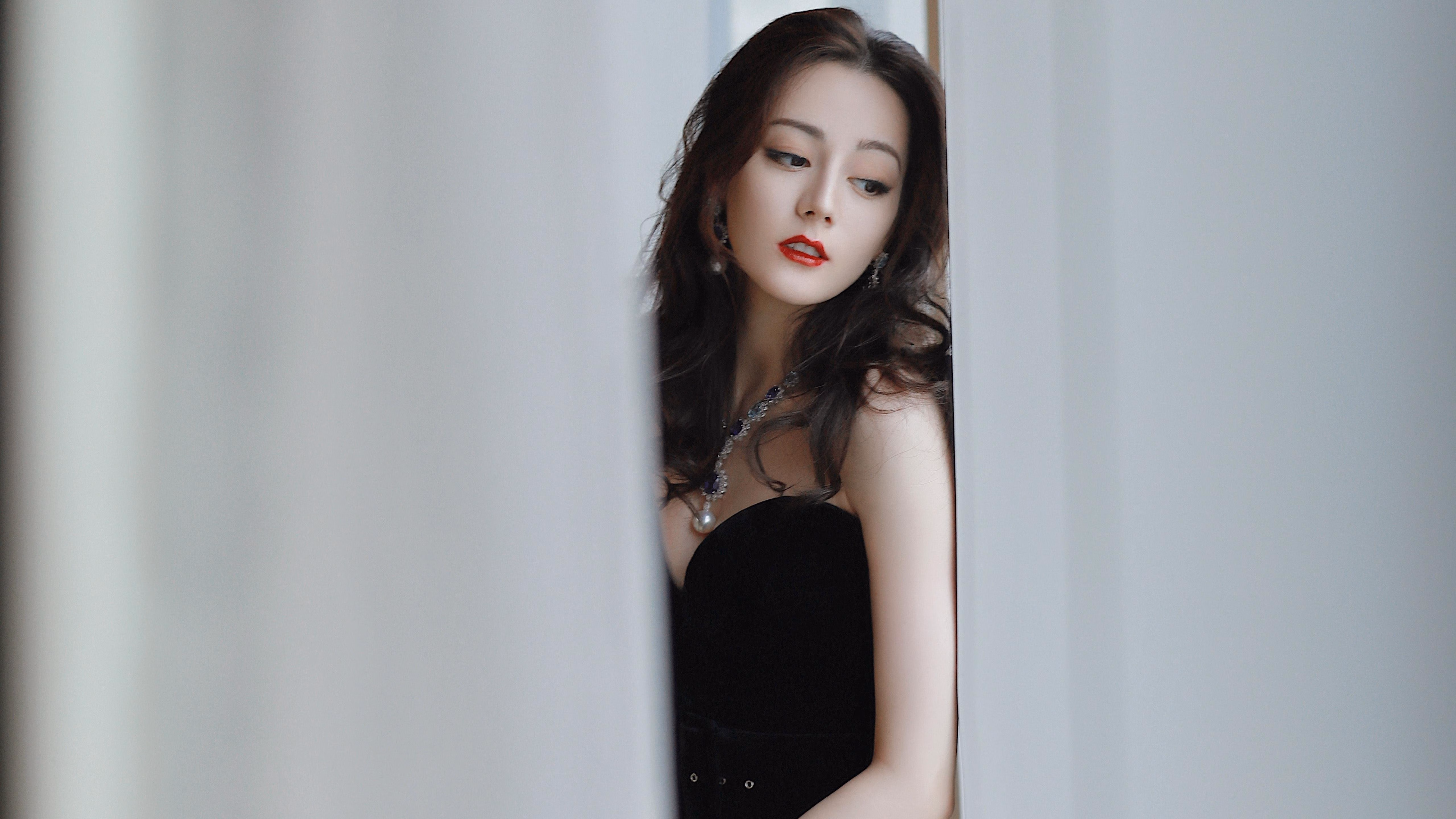 爱游戏体育平台-巴萨再负争冠形势堪忧，巴萨再负争冠形势堪忧吗